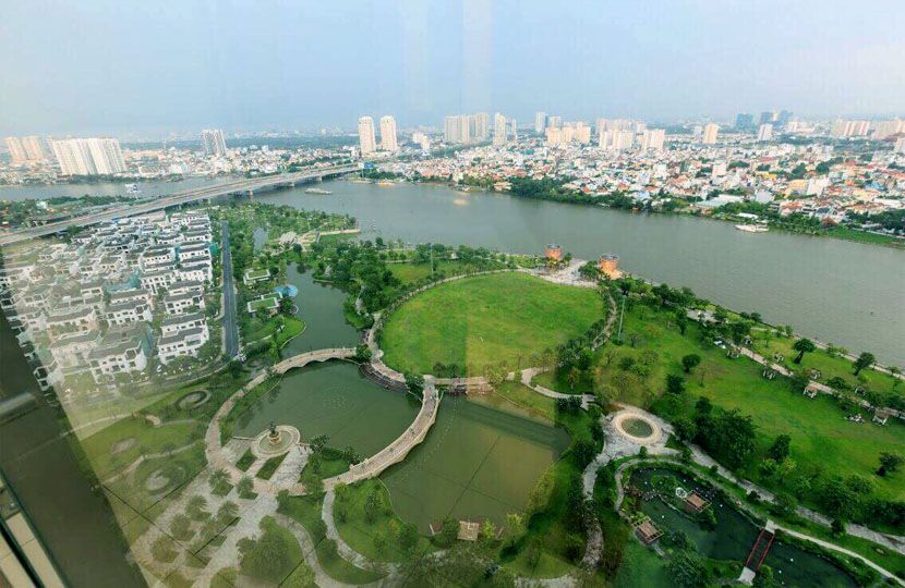 Công viên ven sông lớn nhất thành phố được chụp từ căn hộ cho thuê tại tòa nhà Park 4 tầng 15.
