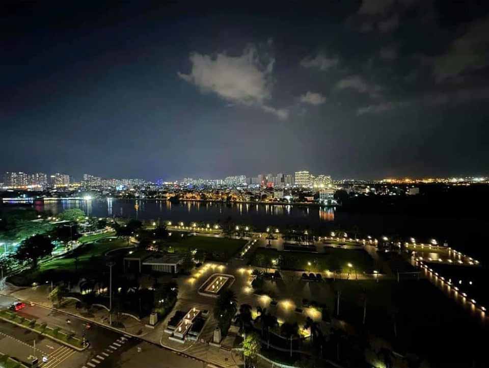 View tổng thể khu công viên Central Park và sông Sài Gòn